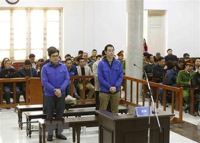 Condenan a prisión a ex ejecutivos de compañía petroquímica vietnamita de Binh Son ảnh 1 Condenan a prisión a ex ejecutivos de compañía petroquímica vietnamita de Binh Son ảnh 1