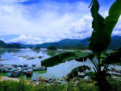 Intensifican provincias de Vietnam y Laos cooperación cultural y turística ảnh 1 Intensifican provincias de Vietnam y Laos cooperación cultural y turística ảnh 1