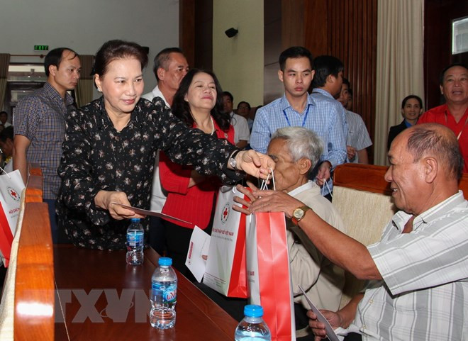 Presidenta del Parlamento de Vietnam realiza visita de trabajo a provincia sureña de Hau Giang ảnh 1 Presidenta del Parlamento de Vietnam realiza visita de trabajo a provincia sureña de Hau Giang ảnh 1