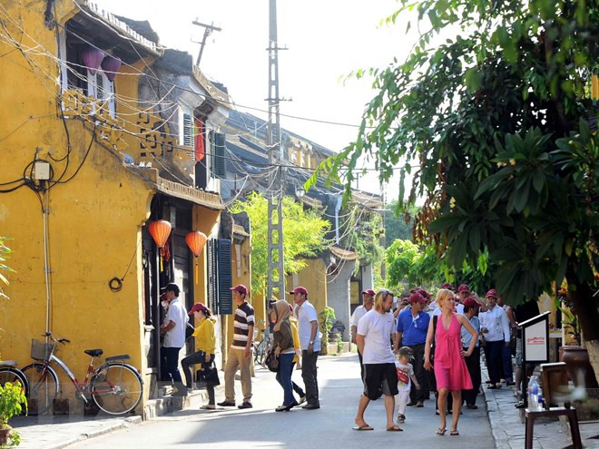 Buscan promover el desarrollo sostenible de turismo de ciudad antigua vietnamita ảnh 1 Buscan promover el desarrollo sostenible de turismo de ciudad antigua vietnamita ảnh 1