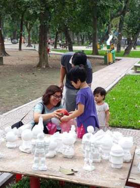 Colorear y divertirse, una opción para los niños de Hanoi ảnh 3