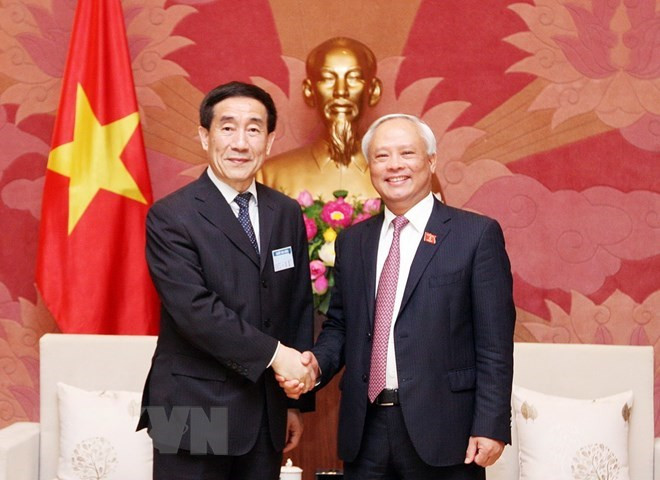 Vietnam y China aumentarán intercambio de experiencias legislativas ảnh 1 Vietnam y China aumentarán intercambio de experiencias legislativas ảnh 1