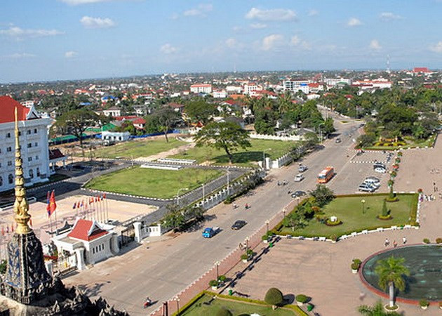 Edificación de casas a personas meritorias en Laos: reflejo de gratitud de Vietnam a antecesores ảnh 1 Edificación de casas a personas meritorias en Laos: reflejo de gratitud de Vietnam a antecesores ảnh 1