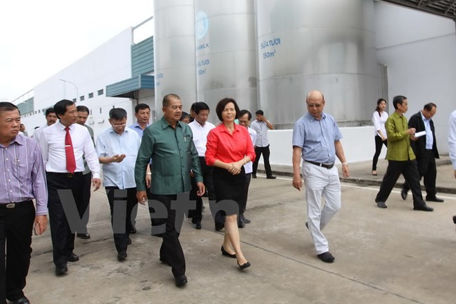 Laos aspira a incremento de inversiones de Vinamilk ảnh 1