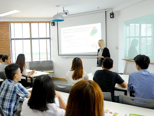 Inician en Vietnam cuarta edición de programa de becas de innovación con apoyo británico ảnh 1