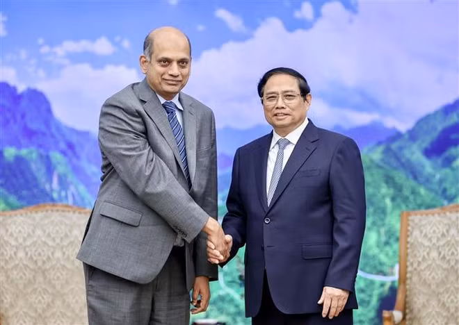 Vietnam da la bienvenida a inversión en industria de semiconductores ảnh 1