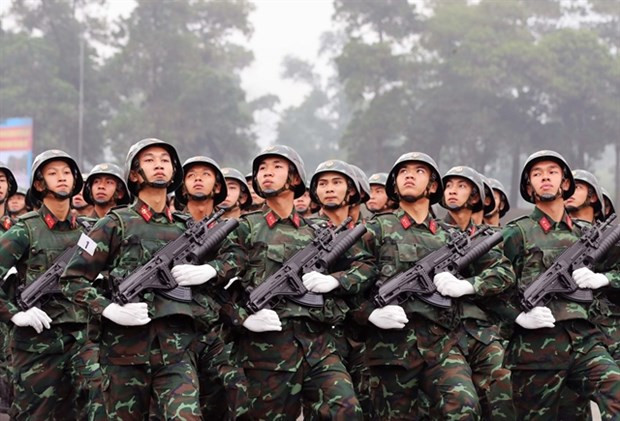 Ensayo del desfile militar para celebración de aniversario de la victoria de Dien Bien Phu ảnh 1 Ensayo del desfile militar para celebración de aniversario de la victoria de Dien Bien Phu ảnh 1