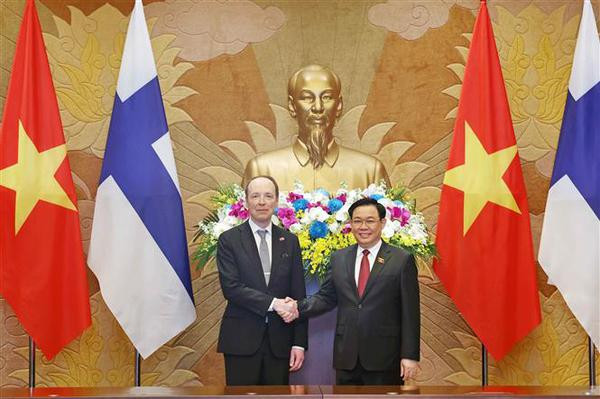 Vietnam concede importancia a amistad y cooperación con Finlandia ảnh 1 Vietnam concede importancia a amistad y cooperación con Finlandia ảnh 1