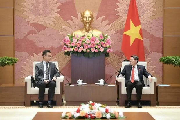 Vietnam está dispuesto a compartir experiencias con Filipinas en reforma educativa ảnh 1 Vietnam está dispuesto a compartir experiencias con Filipinas en reforma educativa ảnh 1