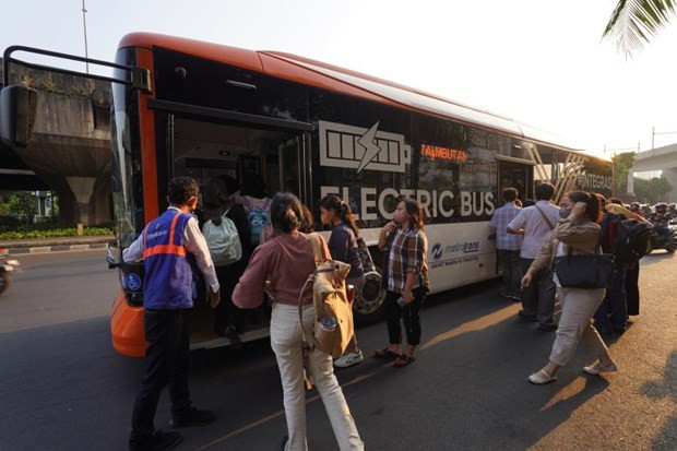 Indonesia se esfuerza para impulsar el uso de autobuses eléctricos ảnh 1 Indonesia se esfuerza para impulsar el uso de autobuses eléctricos ảnh 1