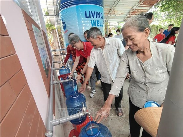 Entregan sistema de filtración de agua a pobres en provincia vietnamita ảnh 1 Entregan sistema de filtración de agua a pobres en provincia vietnamita ảnh 1