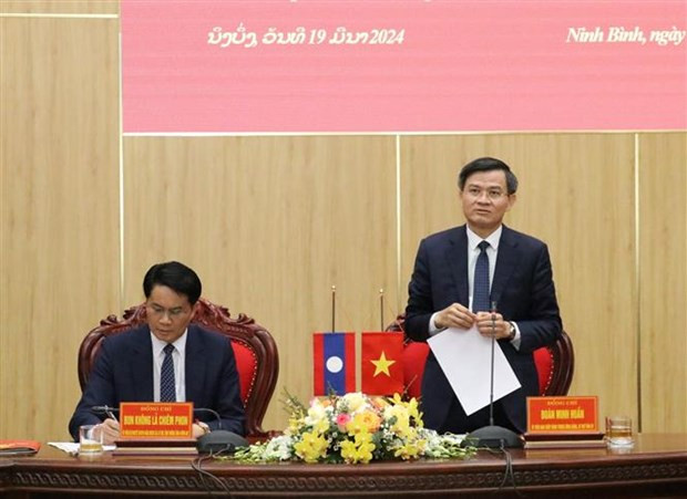 Ninh Binh y provincia laosiana de Oudomxay fortalecen relaciones de cooperación ảnh 1 Ninh Binh y provincia laosiana de Oudomxay fortalecen relaciones de cooperación ảnh 1