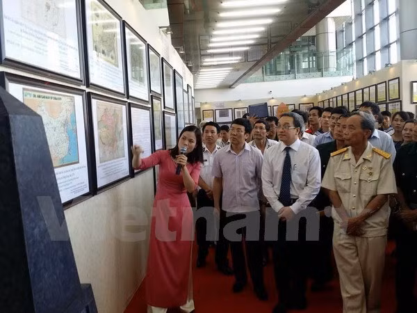 Exhiben documentos de soberanía vietnamita sobre Hoang Sa y Truong Sa ảnh 1