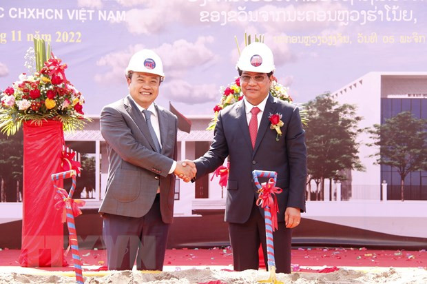 Inician construcción de obras obsequiadas por Hanoi a Vientiane ảnh 2 Inician construcción de obras obsequiadas por Hanoi a Vientiane ảnh 2