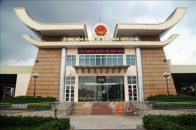 Trabajan por convertir puerta fronteriza de Moc Bai en centro de comercio internacional ảnh 1 Trabajan por convertir puerta fronteriza de Moc Bai en centro de comercio internacional ảnh 1