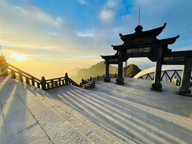 Aparece escarcha en la cima de Fansipan ảnh 1 Aparece escarcha en la cima de Fansipan ảnh 1