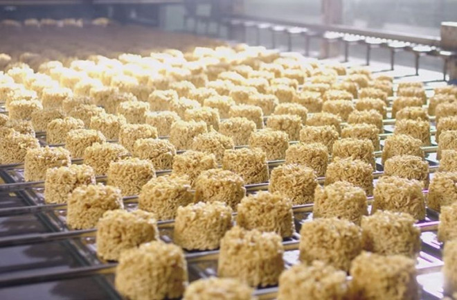 Proponen a UE eliminar paso a paso control de OE en fideos instantáneos ảnh 1