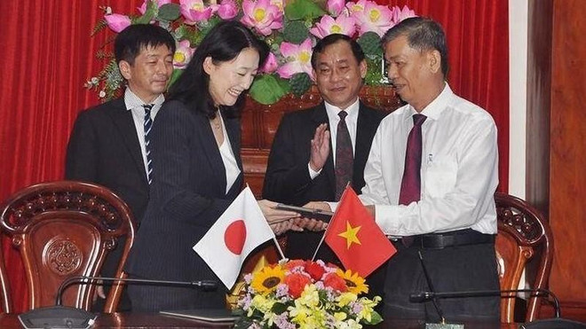 Japón coopera con provincia vietnamita en cría de camarones de alta tecnología ảnh 1 Japón coopera con provincia vietnamita en cría de camarones de alta tecnología ảnh 1