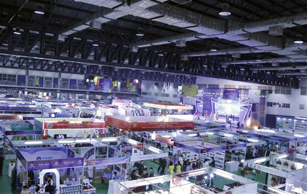 Inauguran Feria Comercial Vietnam-Laos en Vientiane ảnh 1 Inauguran Feria Comercial Vietnam-Laos en Vientiane ảnh 1