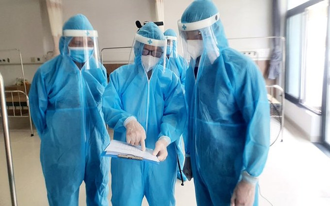 Recortan tiempo de cuarentena en Vietnam para personas vacunadas contra el COVID-19 ảnh 1 Recortan tiempo de cuarentena en Vietnam para personas vacunadas contra el COVID-19 ảnh 1