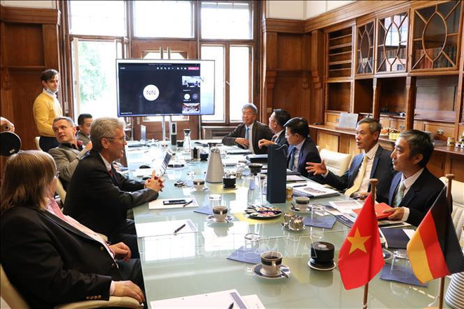 Vietnam y Alemania fortalecen nexos de cooperación en energía renovable ảnh 2