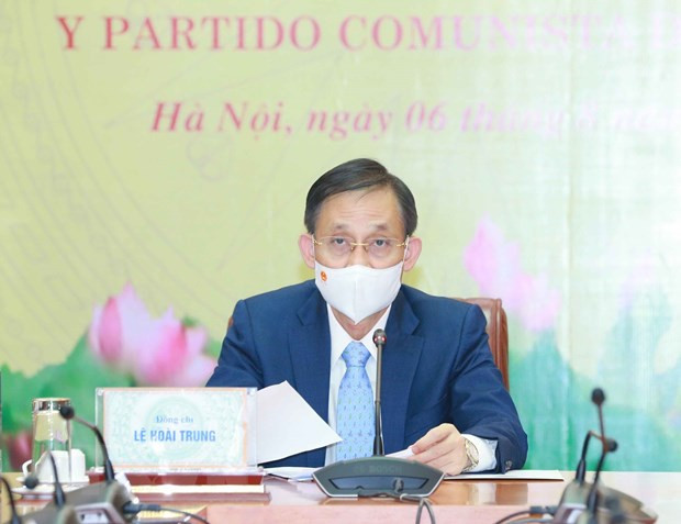 Fortalecen vínculos entre Partidos Comunistas de Vietnam y Chile ảnh 2 Fortalecen vínculos entre Partidos Comunistas de Vietnam y Chile ảnh 2