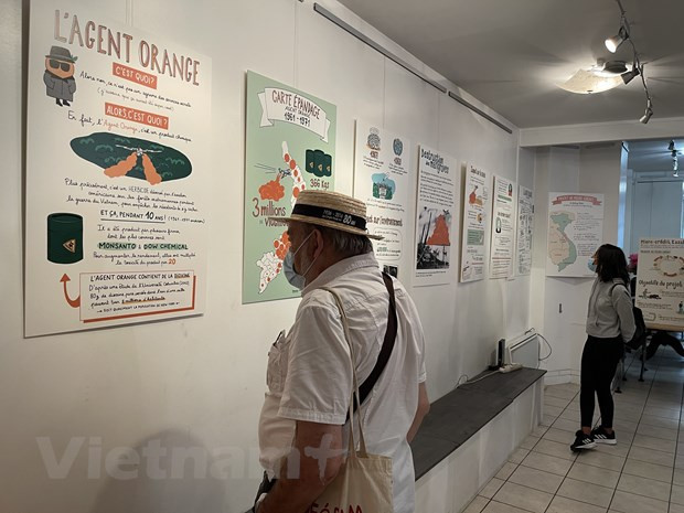 Infografías sobre consecuencias de dioxina en Vietnam se exhiben en Francia ảnh 2 Infografías sobre consecuencias de dioxina en Vietnam se exhiben en Francia ảnh 2