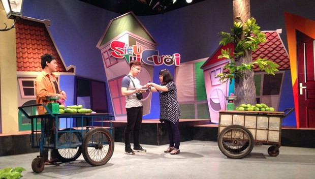 Lanzan en Vietnam premio sobre prevención y control de COVID-19 ảnh 1 Lanzan en Vietnam premio sobre prevención y control de COVID-19 ảnh 1