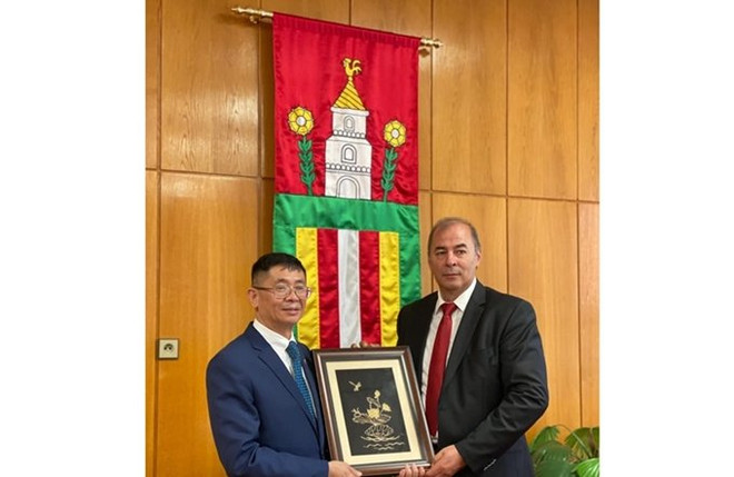 Resaltan afecto del pueblo eslovaco hacia Presidente Ho Chi Minh ảnh 1 Resaltan afecto del pueblo eslovaco hacia Presidente Ho Chi Minh ảnh 1