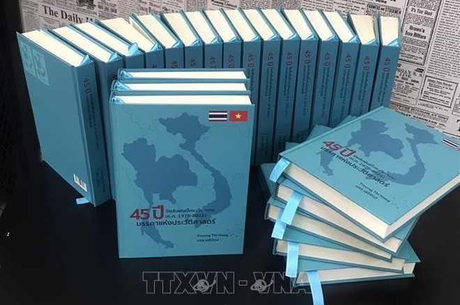Publican libro sobre lazos duraderos entre Vietnam y Tailandia ảnh 1 Publican libro sobre lazos duraderos entre Vietnam y Tailandia ảnh 1