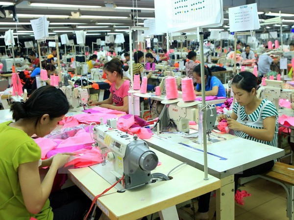 Fuerte “ola” de inversión foránea en confecciones-textiles de Vietnam ảnh 1 Fuerte “ola” de inversión foránea en confecciones-textiles de Vietnam ảnh 1