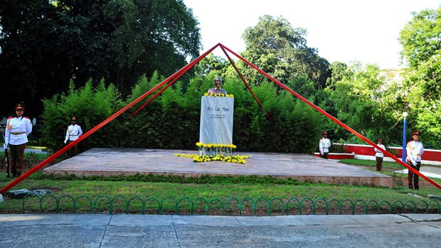 Conmemoran en Cuba natalicio del Presidente Ho Chi Minh ảnh 1 Conmemoran en Cuba natalicio del Presidente Ho Chi Minh ảnh 1