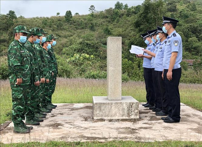 Reúnen las fuerzas de guardia fronteriza de Vietnam y China ảnh 1 Reúnen las fuerzas de guardia fronteriza de Vietnam y China ảnh 1