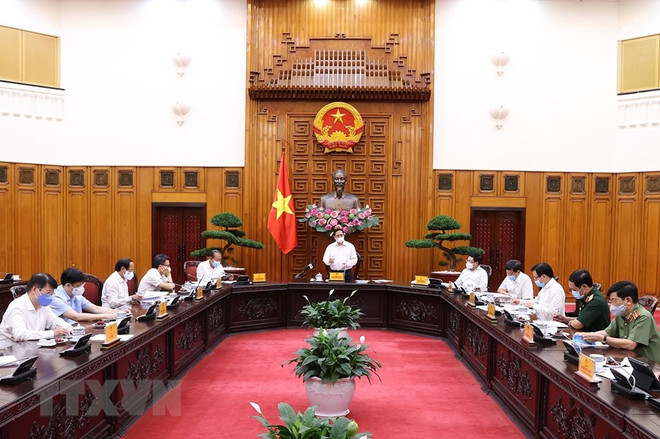 Pide premier de Vietnam establecer fondo para vacunación antiCOVID-19 ảnh 2