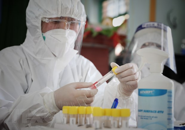 Aplican cuarentena médica a un edificio en Hanoi por el COVID-19 ảnh 1 Aplican cuarentena médica a un edificio en Hanoi por el COVID-19 ảnh 1