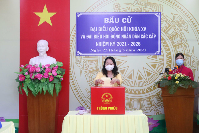 Vicepresidenta vietnamita participa en los comicios en la provincia de An Giang ảnh 1 Vicepresidenta vietnamita participa en los comicios en la provincia de An Giang ảnh 1