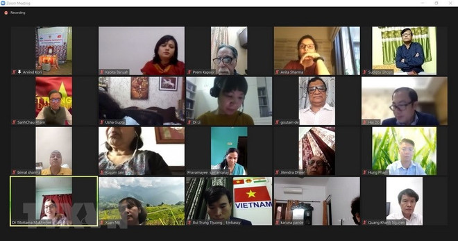 Celebran aniversario 131 del natalicio del Presidente Ho Chi Minh en la India y Alemania ảnh 1