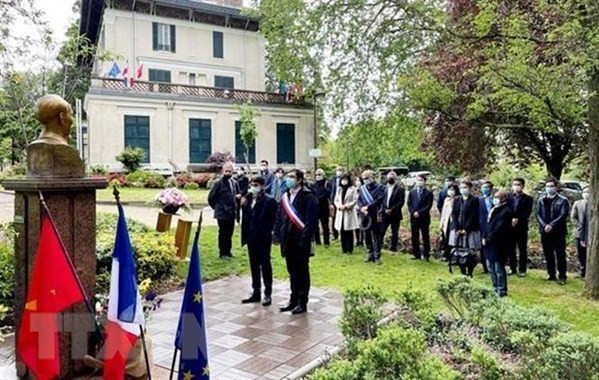 Conmemoran natalicio del Presidente Ho Chi Minh en Francia ảnh 1 Conmemoran natalicio del Presidente Ho Chi Minh en Francia ảnh 1