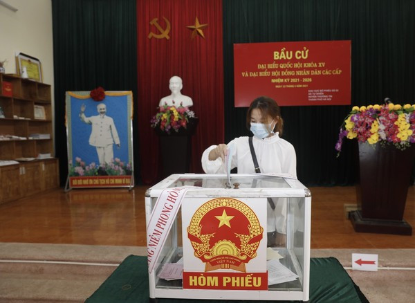 Inician elecciones legislativas en Vietnam ảnh 2