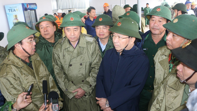 Inspeccionan labores preventivas contra tifón Tembin en Vietnam ảnh 1 Inspeccionan labores preventivas contra tifón Tembin en Vietnam ảnh 1