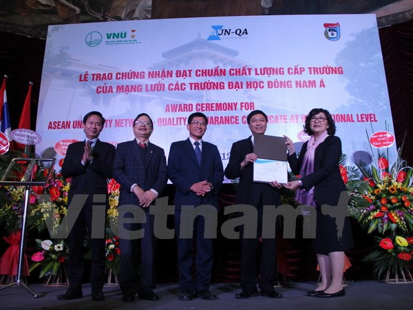Primera universidad vietnamita logra estándares de Sudeste de Asia ảnh 1