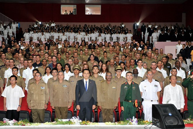 Celebran en Cuba y República Checa aniversario de Fundación del Ejército Popular de Vietnam ảnh 1 Celebran en Cuba y República Checa aniversario de Fundación del Ejército Popular de Vietnam ảnh 1