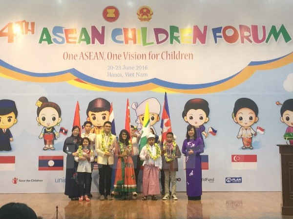 Inauguran IV Foro de los Niños de la ASEAN en Hanoi ảnh 1