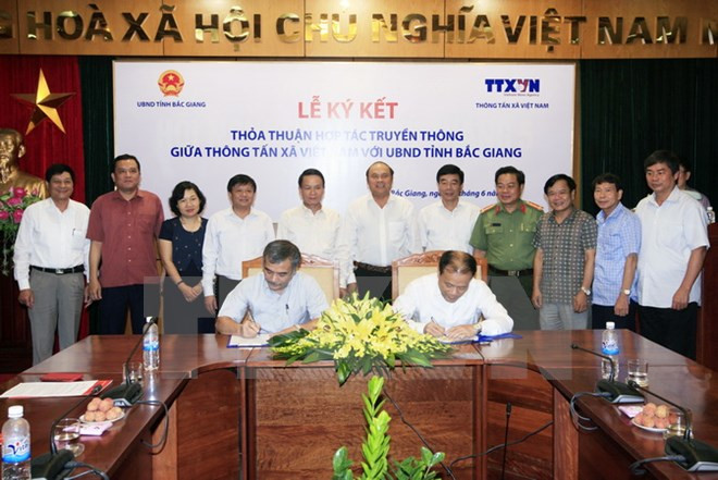 Fomentan cooperación en comunicación entre VNA y Bac Giang ảnh 1 Fomentan cooperación en comunicación entre VNA y Bac Giang ảnh 1