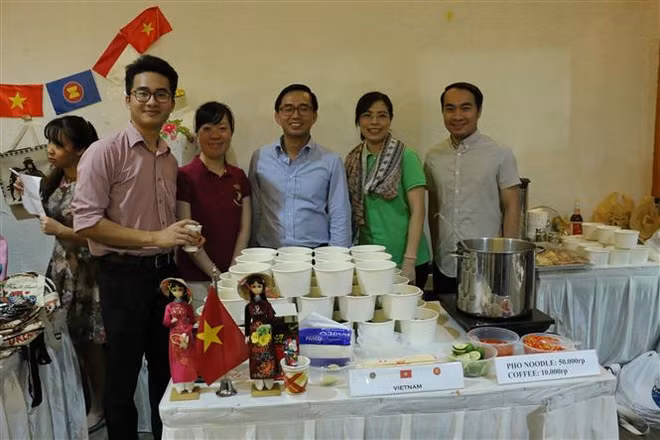 Efectúan en Indonesia feria filantrópica ASEAN 2019 ảnh 1