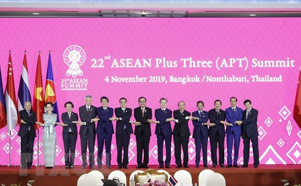 Exhorta Vietnam a fortalecer conectividad entre la ASEAN y sus socios ảnh 1