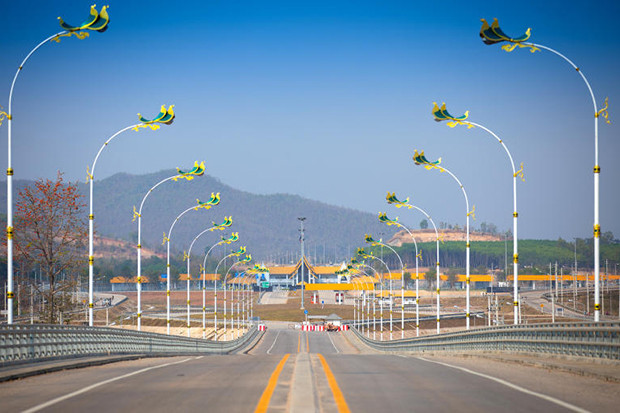 Abren al tránsito segundo puente de amistad entre Tailandia y Myanmar ảnh 1 Abren al tránsito segundo puente de amistad entre Tailandia y Myanmar ảnh 1