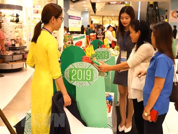 Inauguran semana de productos vietnamitas en Tailandia ảnh 1