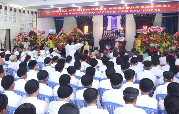 Envía dirigente vietnamita felicitaciones por 93 aniversario de la fundación de la religión de Cao Dai ảnh 1 Envía dirigente vietnamita felicitaciones por 93 aniversario de la fundación de la religión de Cao Dai ảnh 1