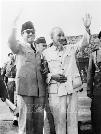 Conmemoran Aniversario 60 de la primera visita del Presidente Ho Chi Minh a Indonesia ảnh 1 Conmemoran Aniversario 60 de la primera visita del Presidente Ho Chi Minh a Indonesia ảnh 1